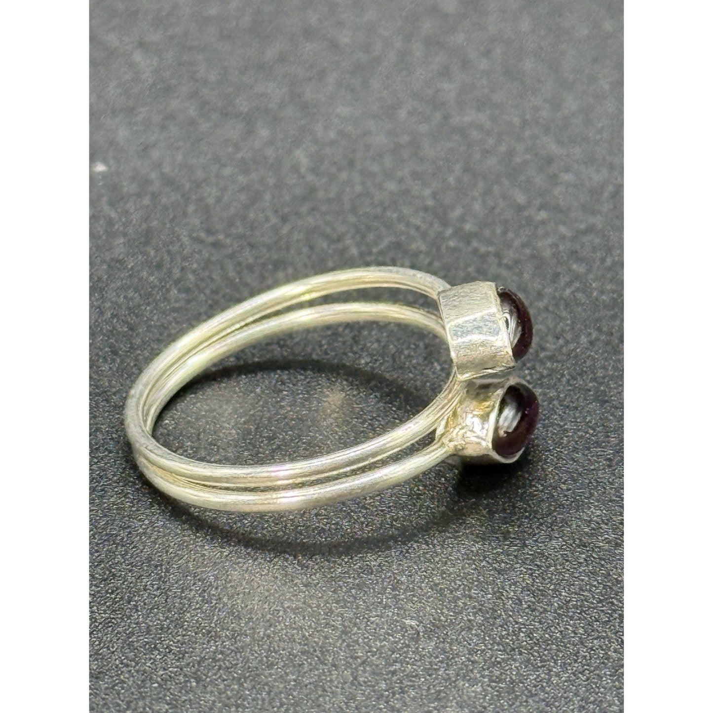 EUC Sterling Silver Double Rhodolite Garnet Ring Size 9.00 Q24