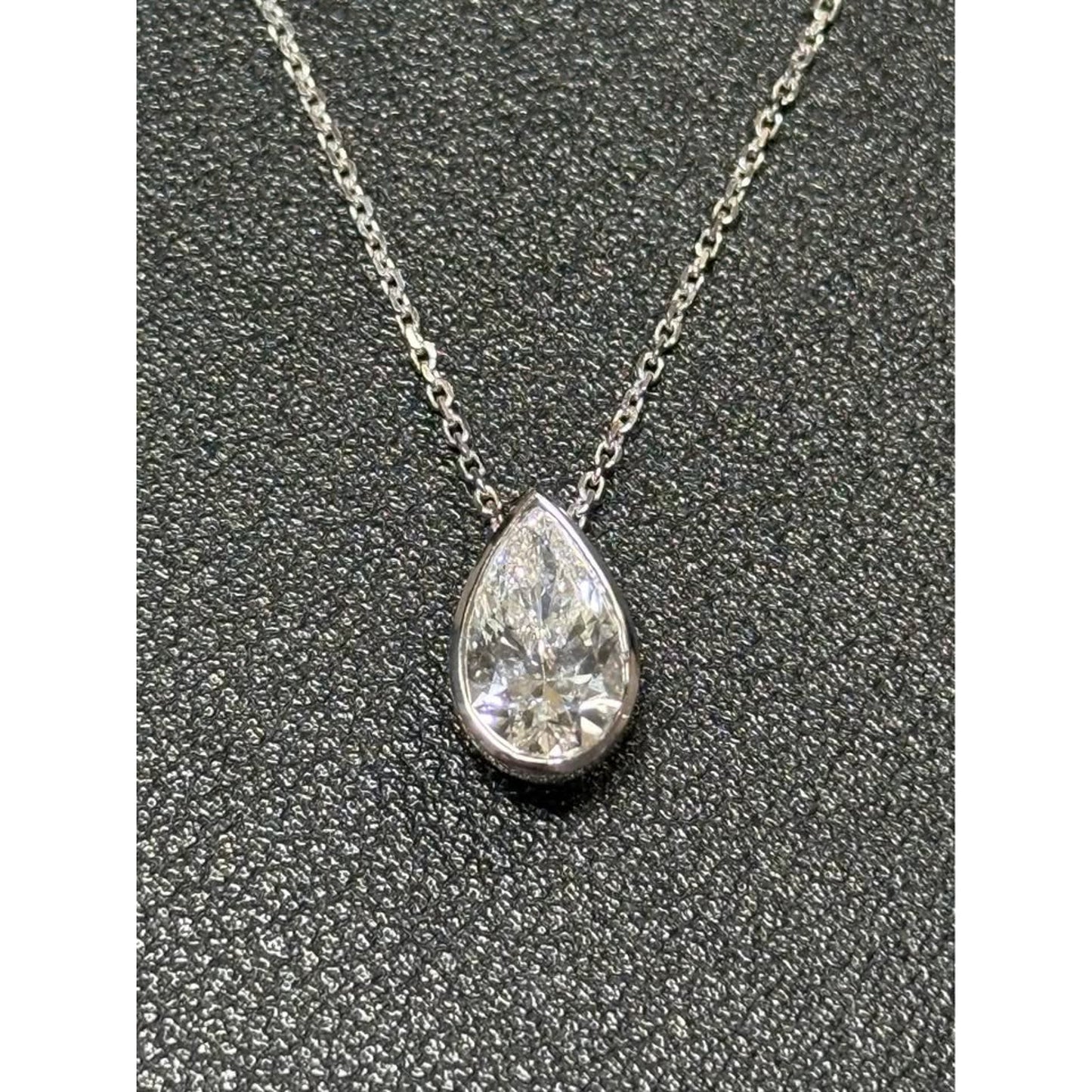 14k White Gold 2.04 Carat Lab Grown Pear Brilliant Diamond E Color VS1 Clarity Necklace IGI