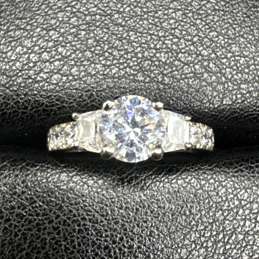 EUC Sterling Silver CZ Trapezoid Ring 925 Size 6.5 P2