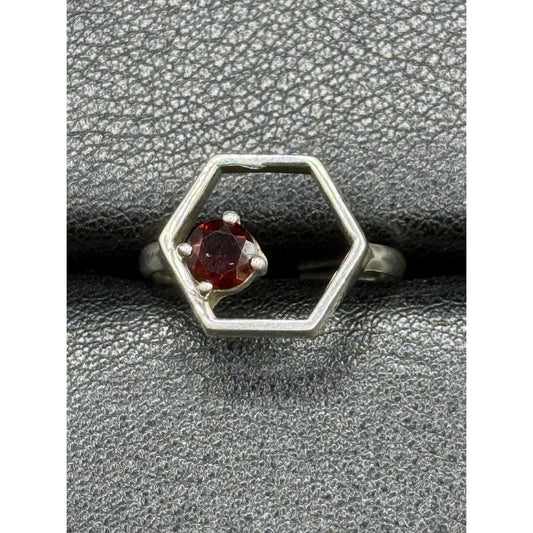 EUC Sterling Silver Genuine Garnet Ring Size 7.00 Adjustable