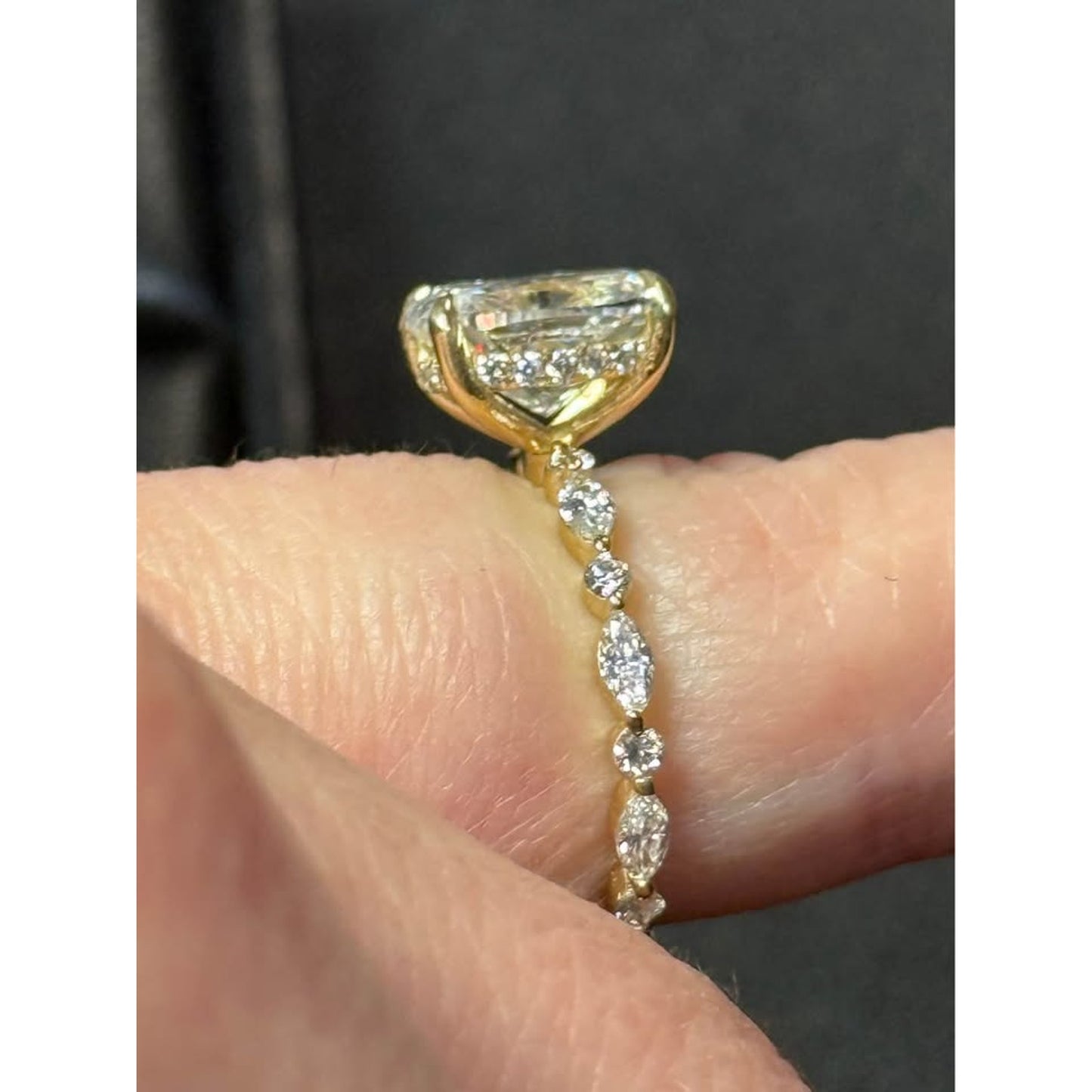 Brand New 14k Yellow Gold 3.01 Cushion Cut Lab Grown Diamond Ring E Color VVS2 Clarity IGI