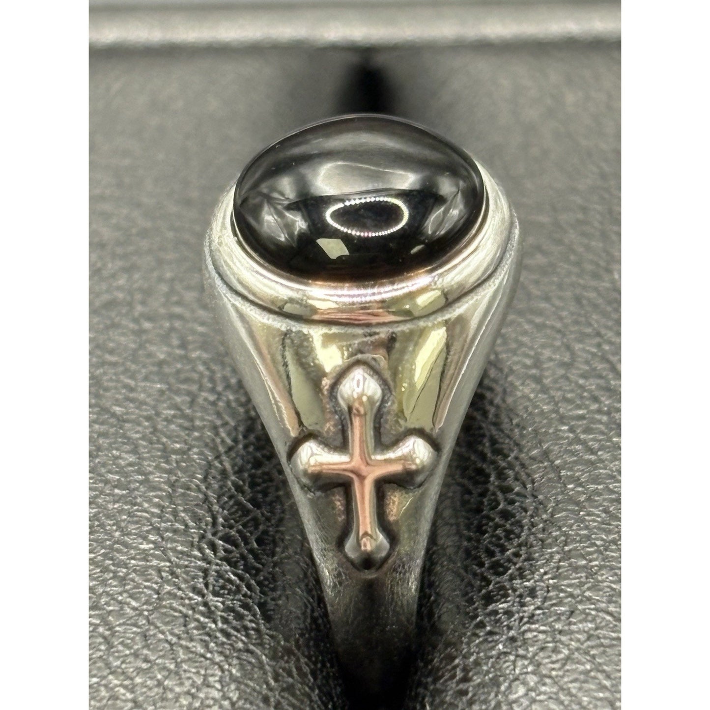 New Condition Sterling Silver Onyx Cross Ring Size 7 Free Shipping