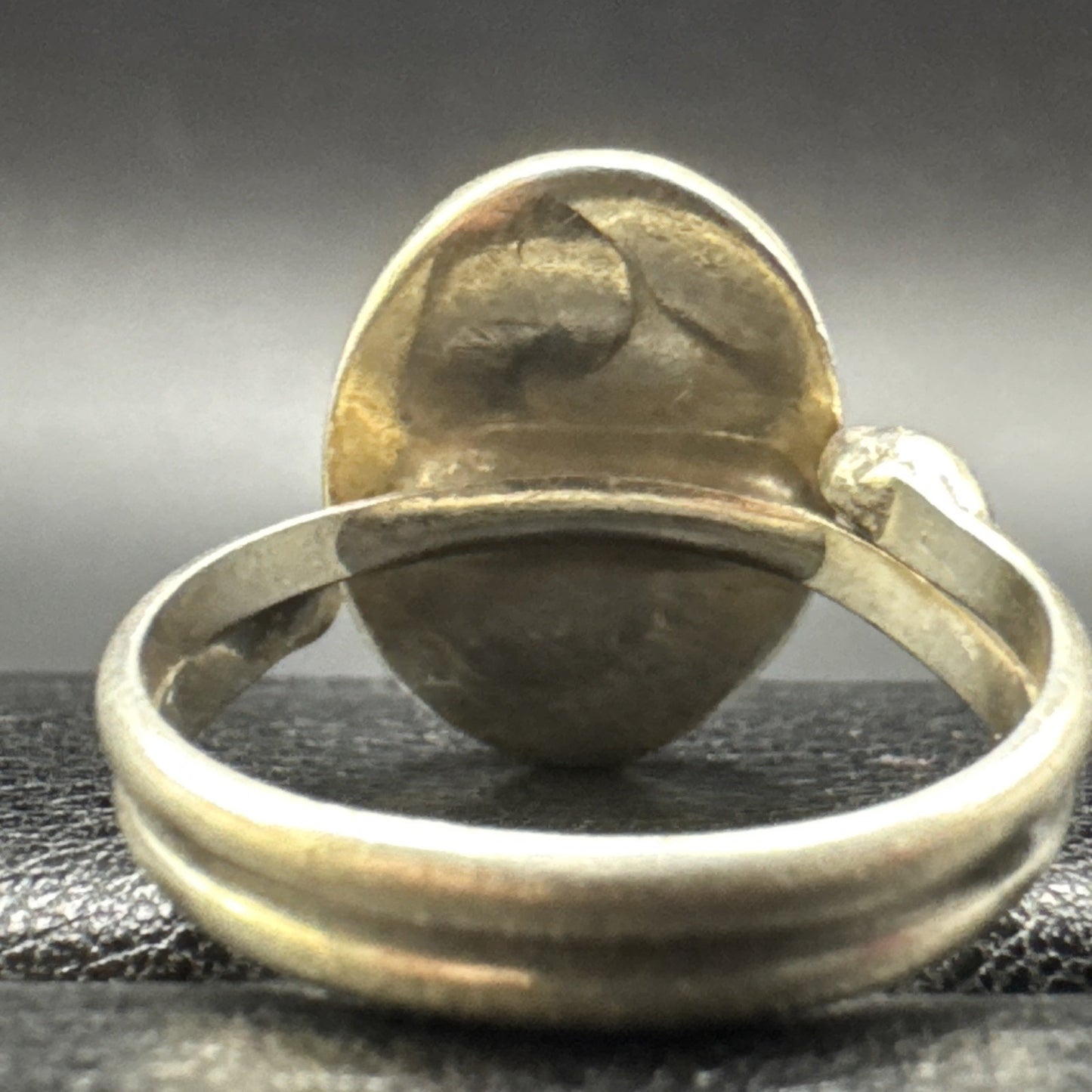 Sterling Silver Lapis Cabachon Ring 925 Size 7 Q23