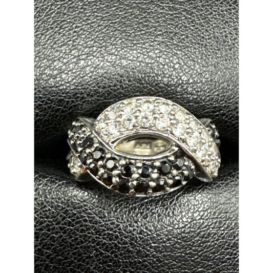 Sterling Silver Black White CZ Wavelength Ring 925 Size 4.5 R07