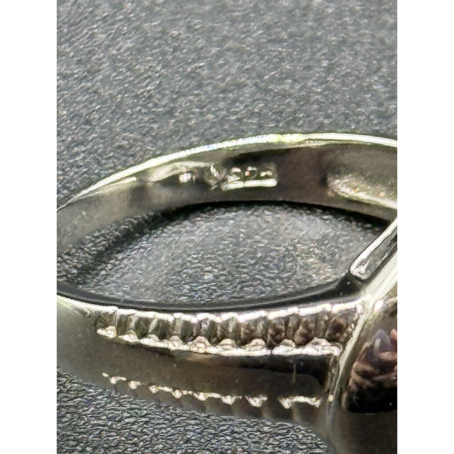 New Condition Sterling Silver Heart Locket Key Ring Size 7.00