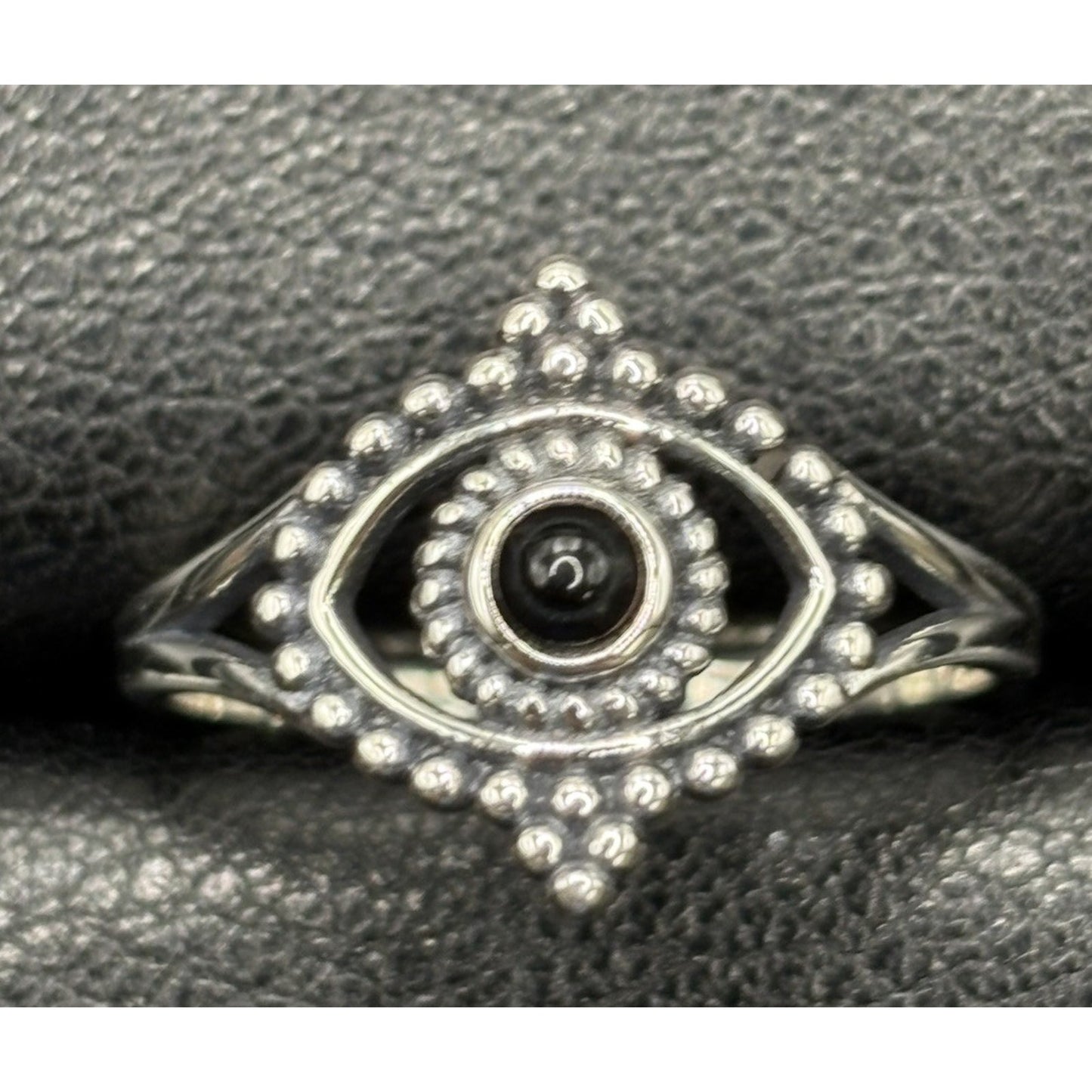 New Condition Sterling Silver Evil Eye Onyx Ring Size 7