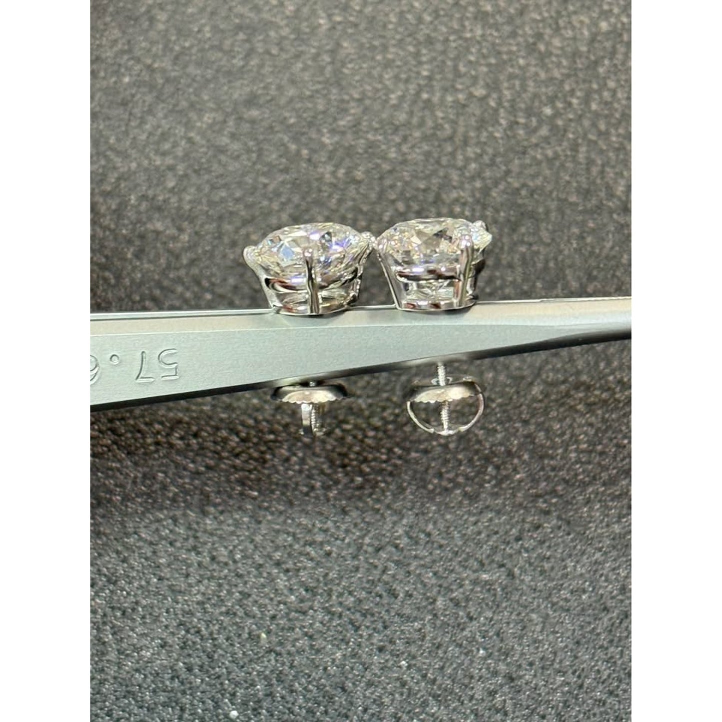 14k White Gold 5.00 Carat Total Weight E Color Vs1 Clarity IGI Lab Grown Diamonds