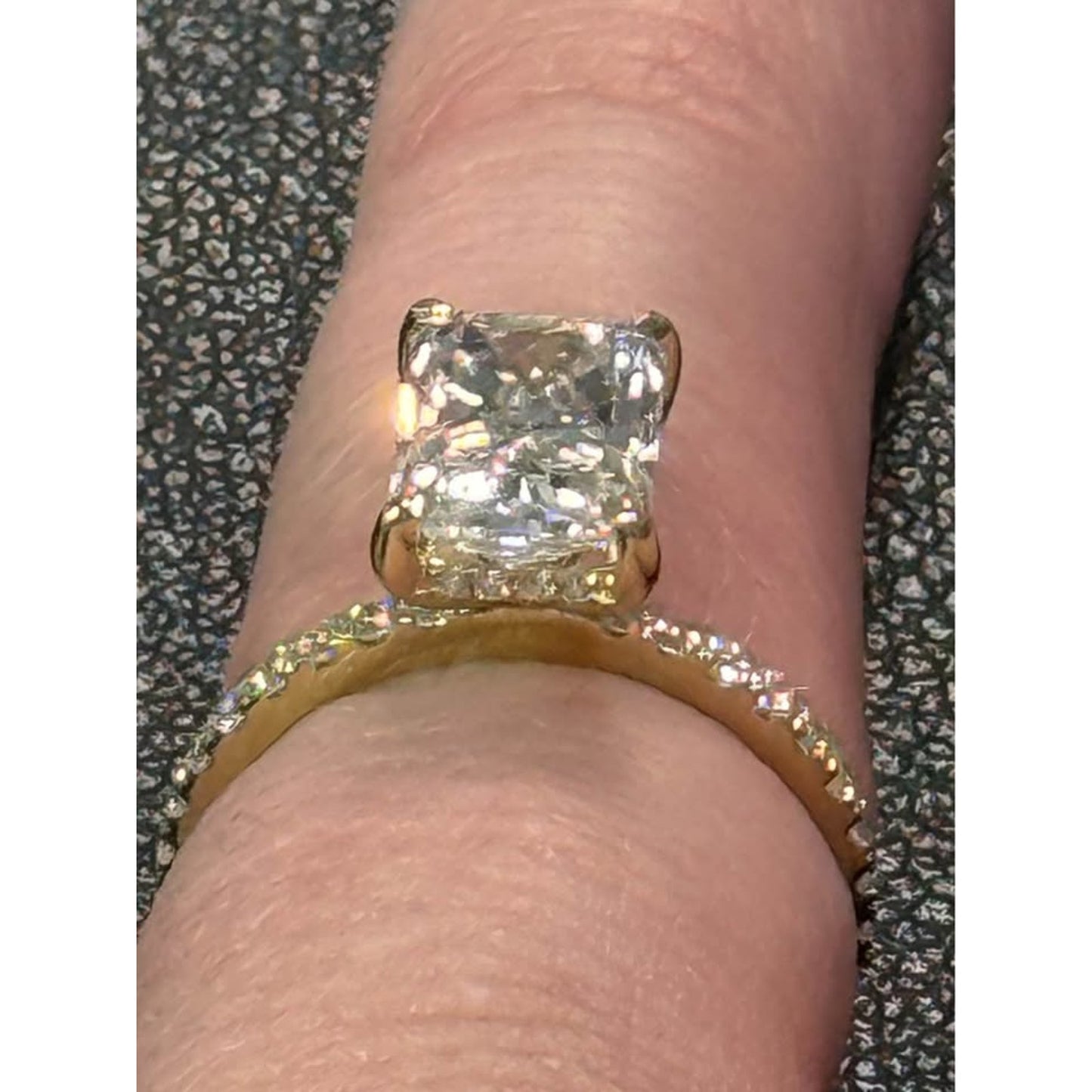 New 14k Yellow Gold 3.07 Carat Radiant Cut Lab Grown  Diamond E Color VVS2 Clarity IGi