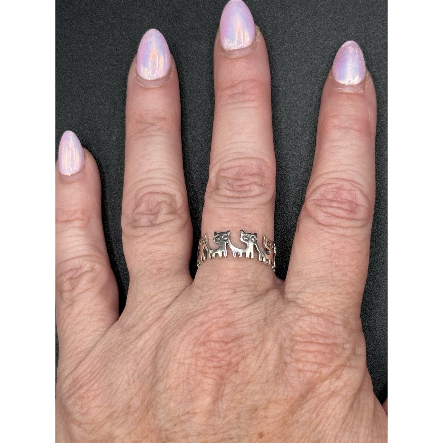 New Condition Sterling Silver Cats Band Ring Size 9.50