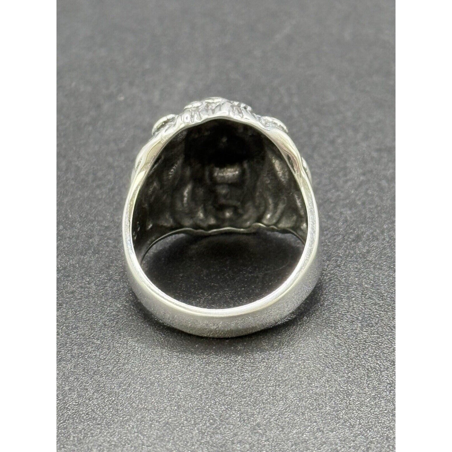 New Condition Sterling Silver Lion Head Ring Size 8.00 925