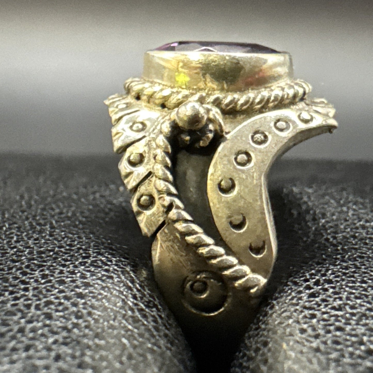 Sterling Silver Amethyst Bezel Statement Ring 925 Size 8.75 Q23