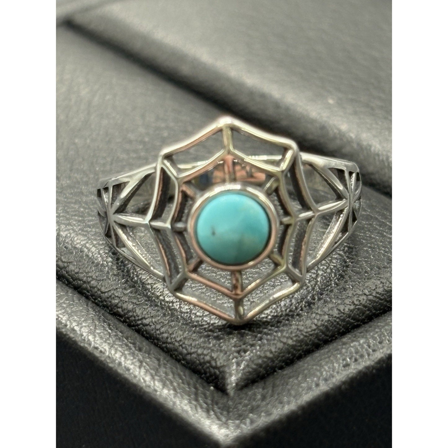 New Condition Sterling Silver Genuine Turquoise Spiderweb Ring Size 7