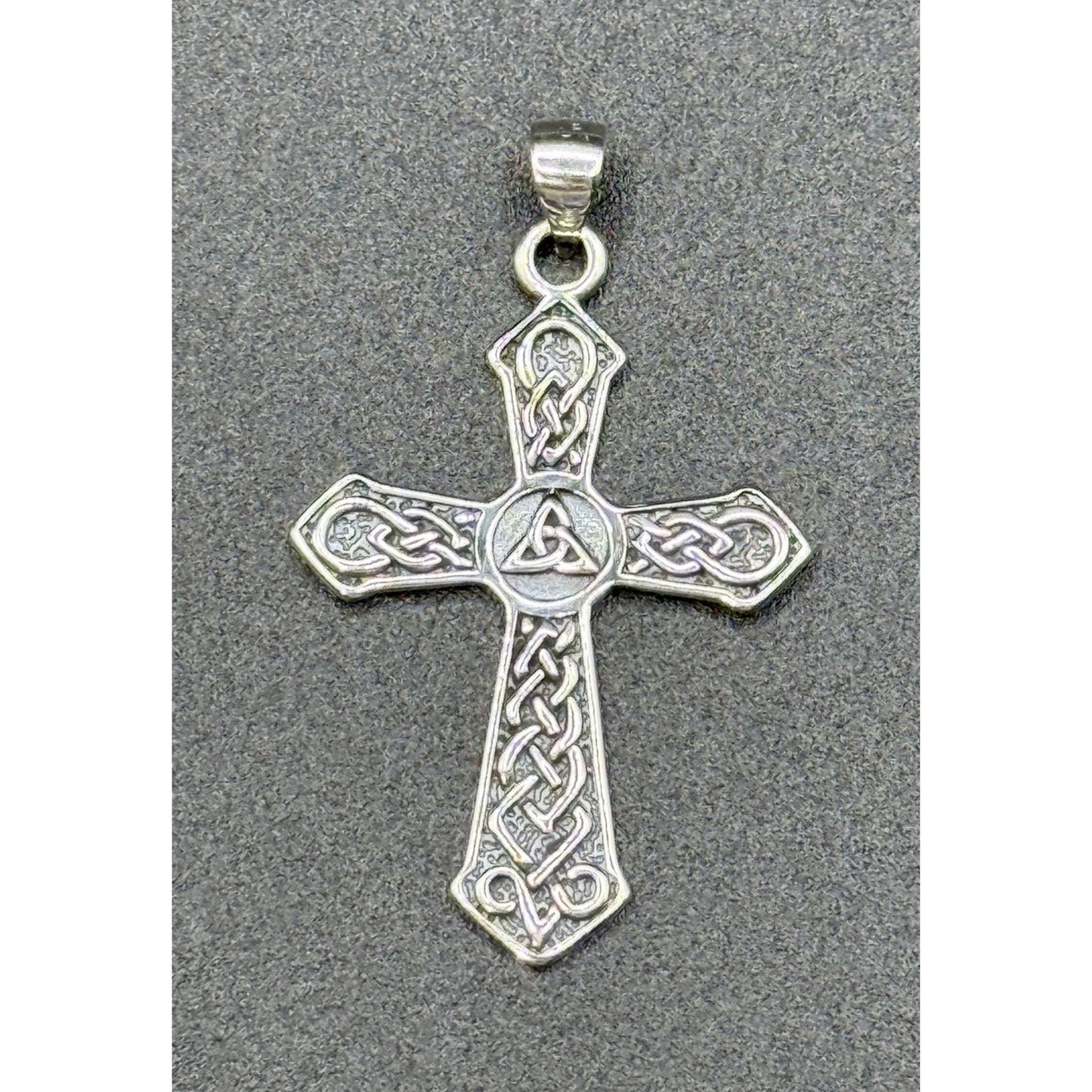 New Condition Sterling Silver Celtic Cross Triquetra Pendant 925