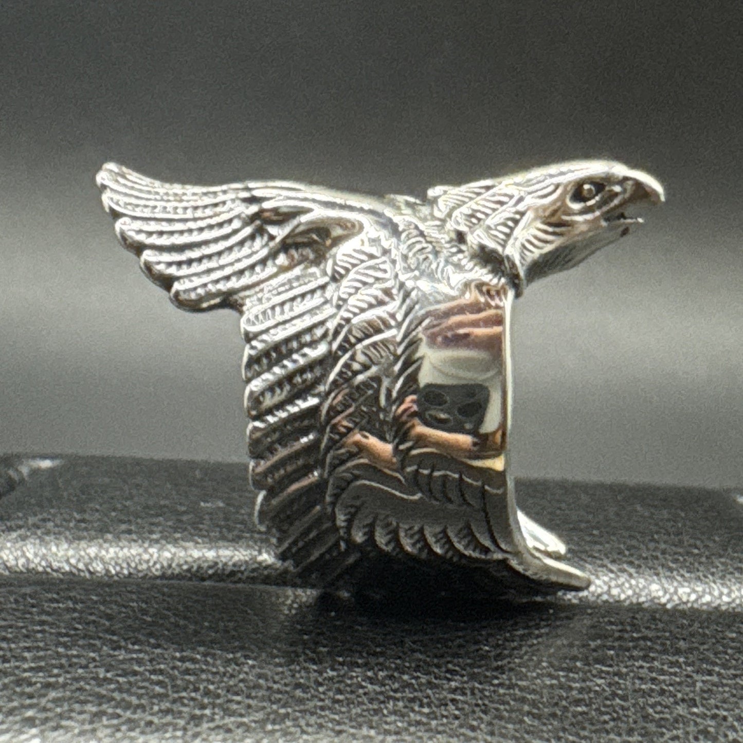 New Condition Sterling Silver Flying Eagle Ring 925 Size 7