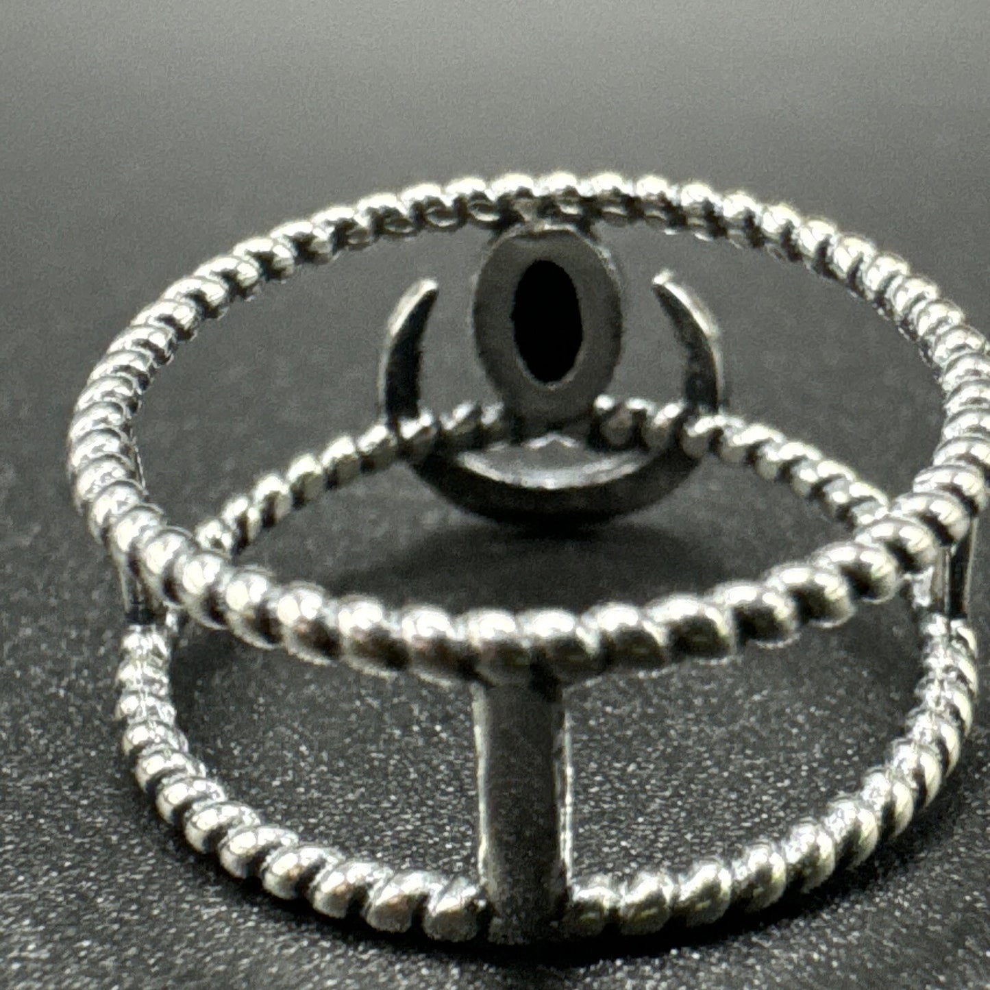 New Condition Onyx Sterling Silver Crescent Moon Ring 925 Size 7