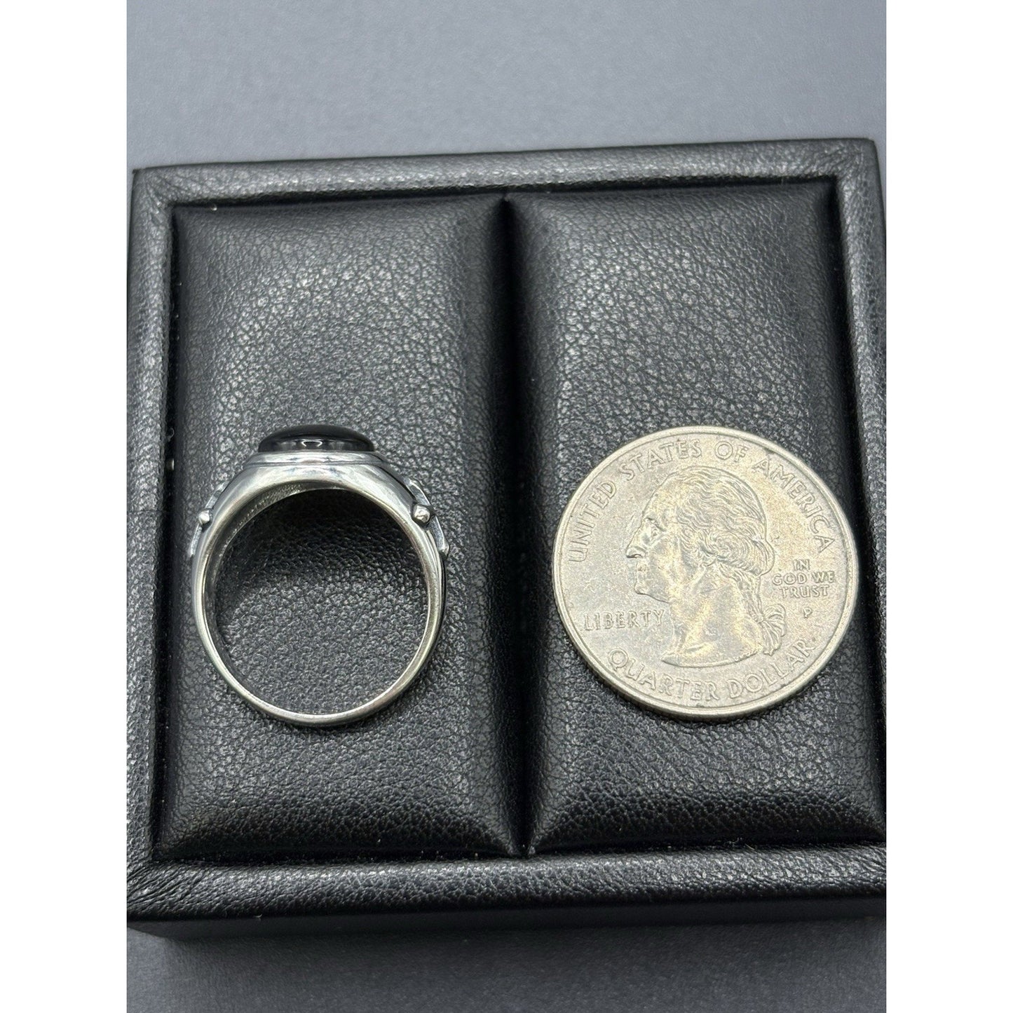 New Condition Sterling Silver Onyx Cross Ring Size 7