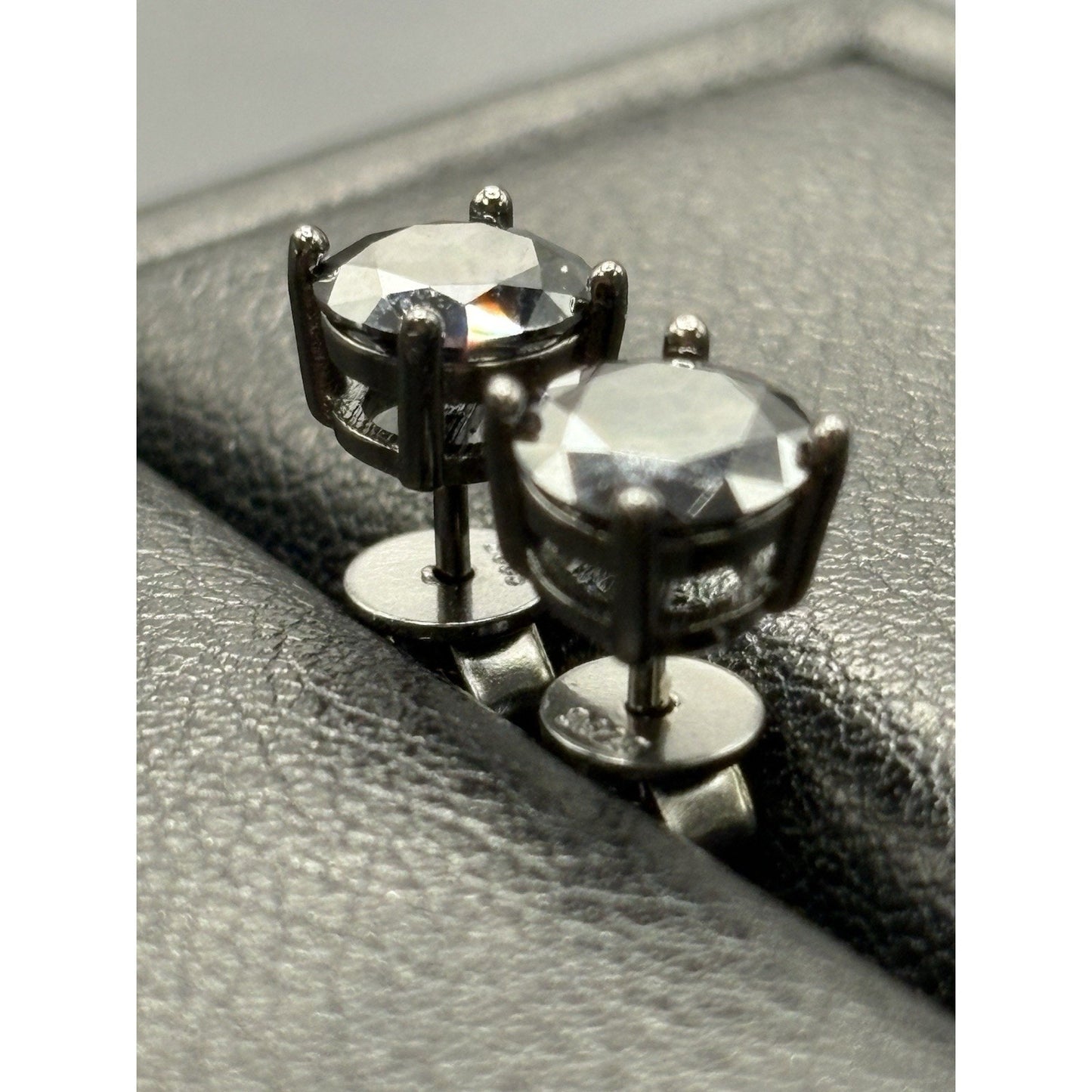 New Condition Black Moissanite Black Sterling Silver Stud Earrings GRA