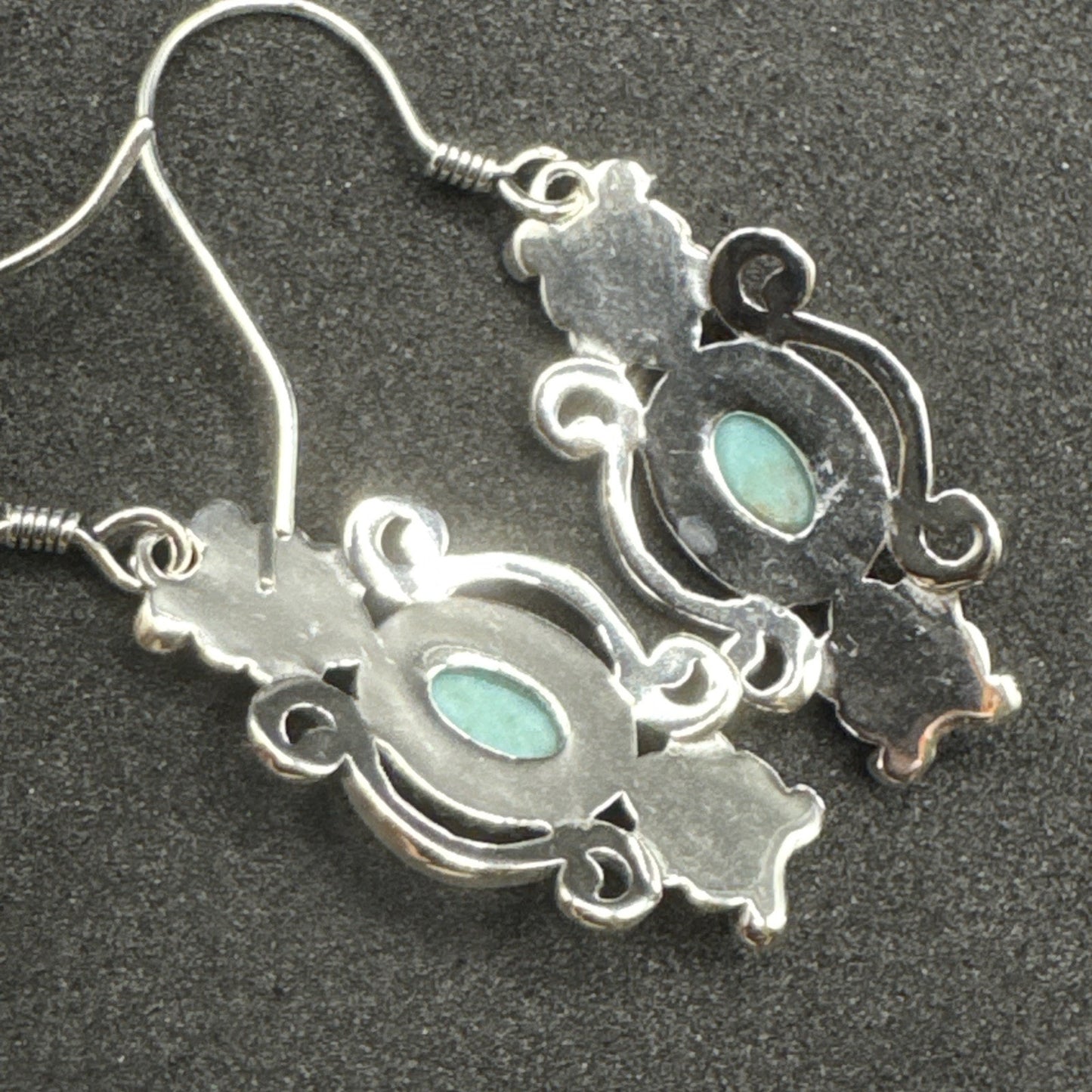 New Condition Sterling Silver Turquoise Baroque Daisy Dangle Earrings 925