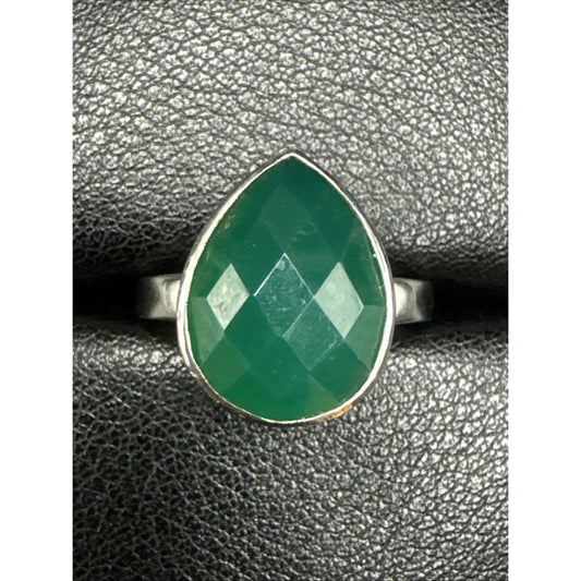 EUC Sterling Silver Green Chalcedony Pear Ring Size 9.75 U2