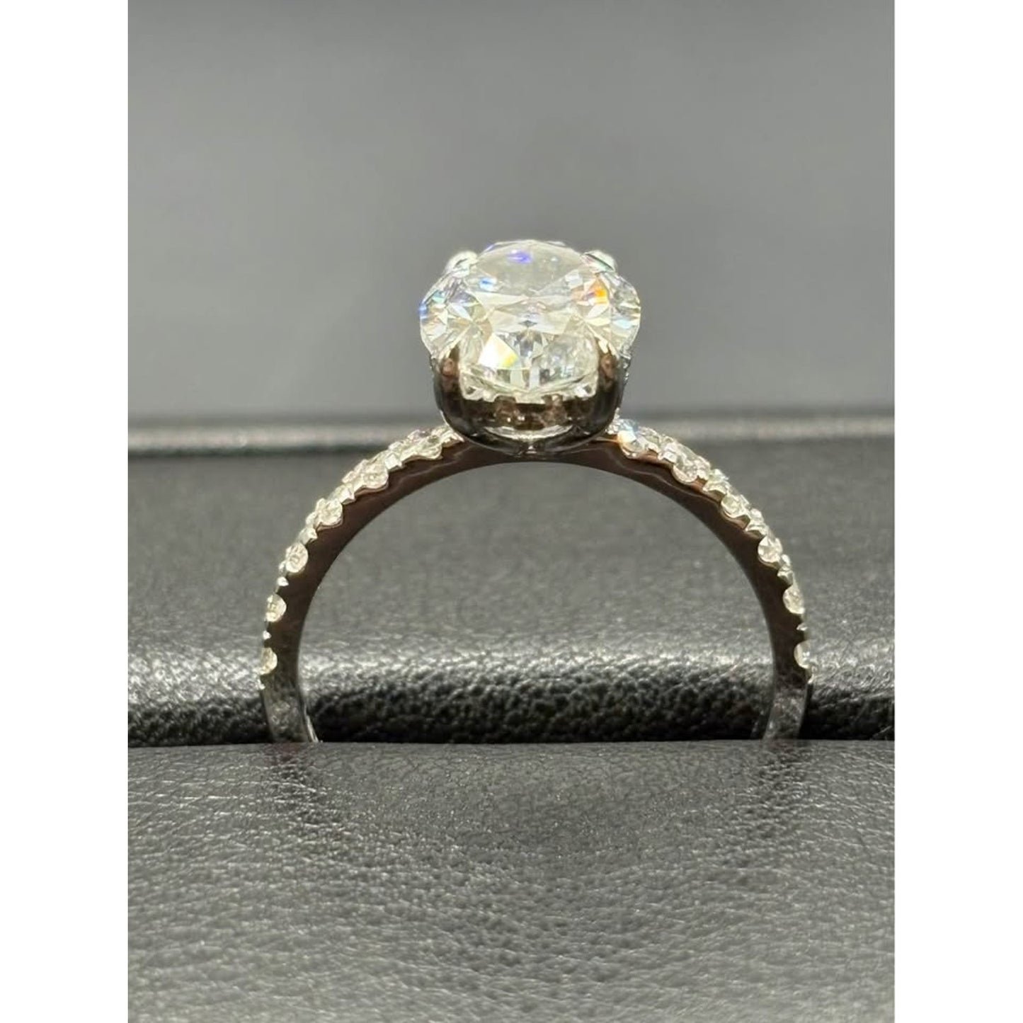 Brand New 14k White Gold 3.01 Oval Brilliant Lab Grown Ring E Color VS1 Clarity IGI 3.54 Total Weigh