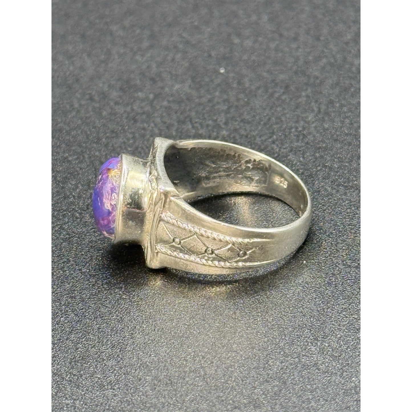 EUC Sterling Silver Purple Copper Ring Size 8.00 Q24