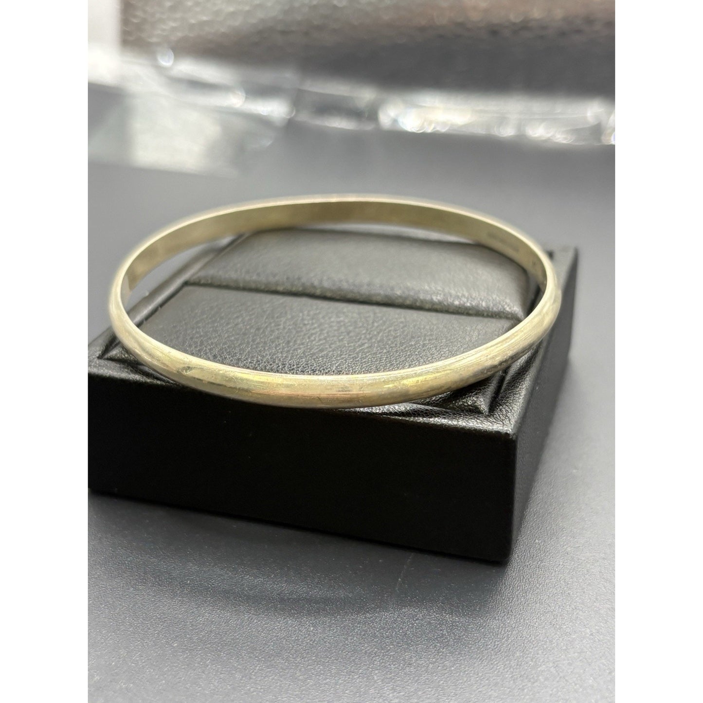 8" Sterling Silver Handwrought Bangle Bracelet 2.75" Opening 18 Grams W18