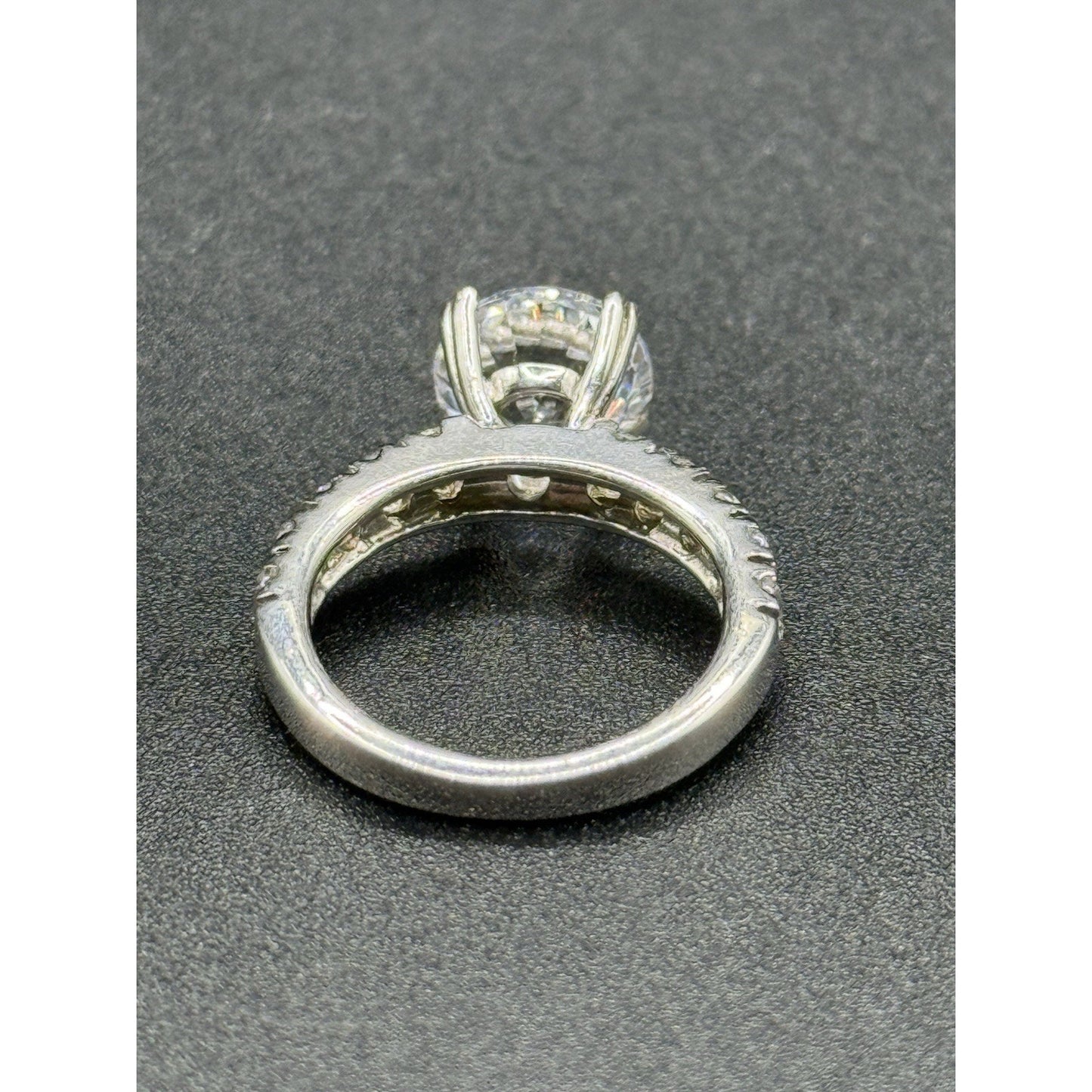 EUC Sterling Silver Cubic Zirconia 3 carat Engagement Ring Size 6.25 Q23