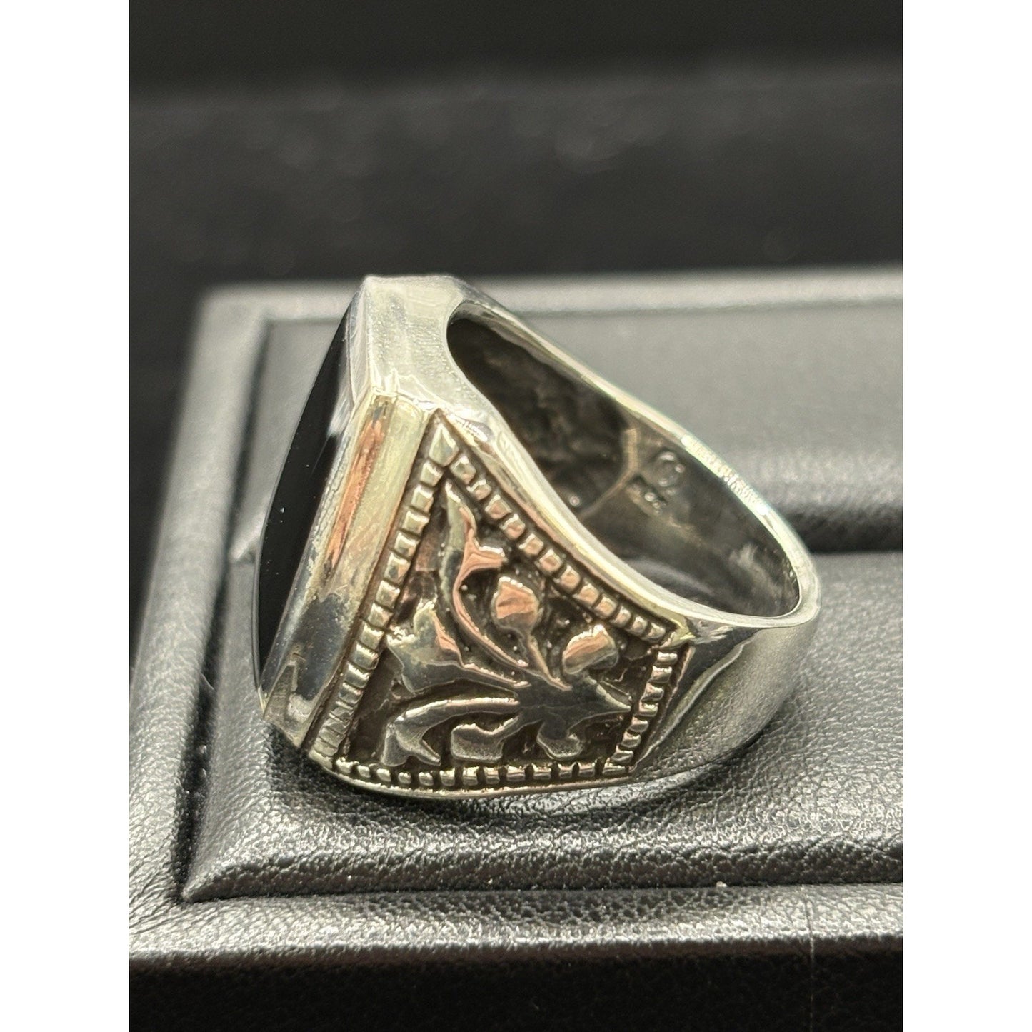 New Condition Sterling Silver Turkish Onyx Signet Ring Size 10