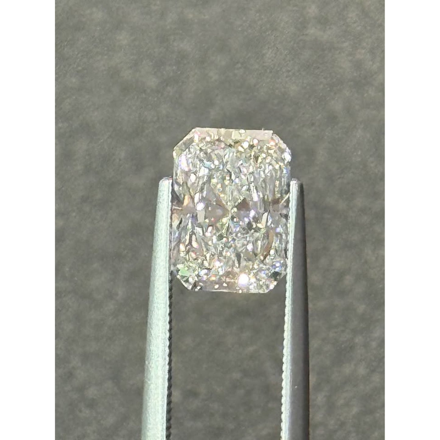 Loose 3.03 Radiant Cut Lab Grown Diamond E Color VVS2 IGI Custom Rings