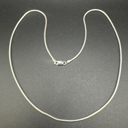 New Condition 20” Sterling Silver Snake Chain Necklace 2mm 925