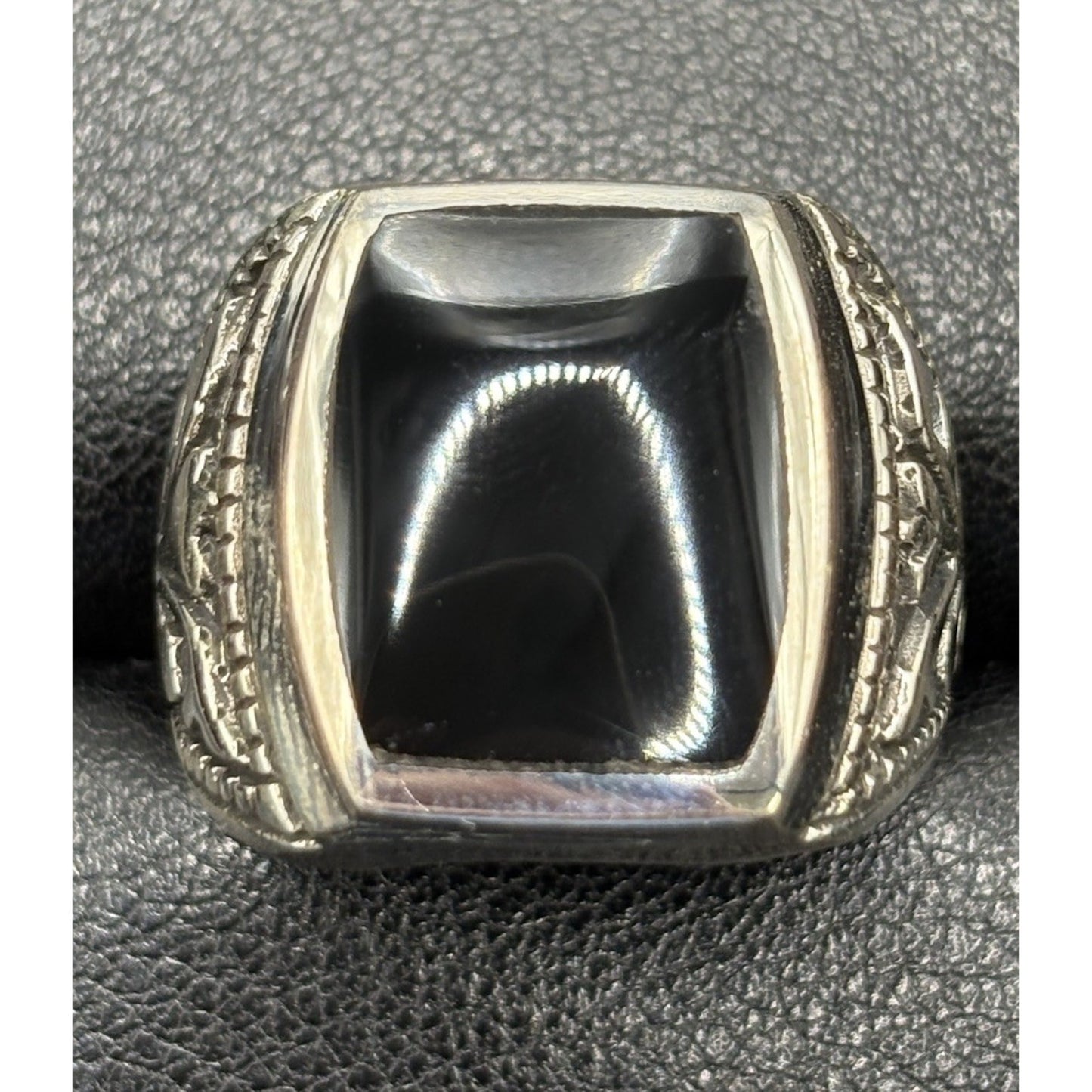 New Condition Sterling Silver Turkish Onyx Signet Ring Size 10