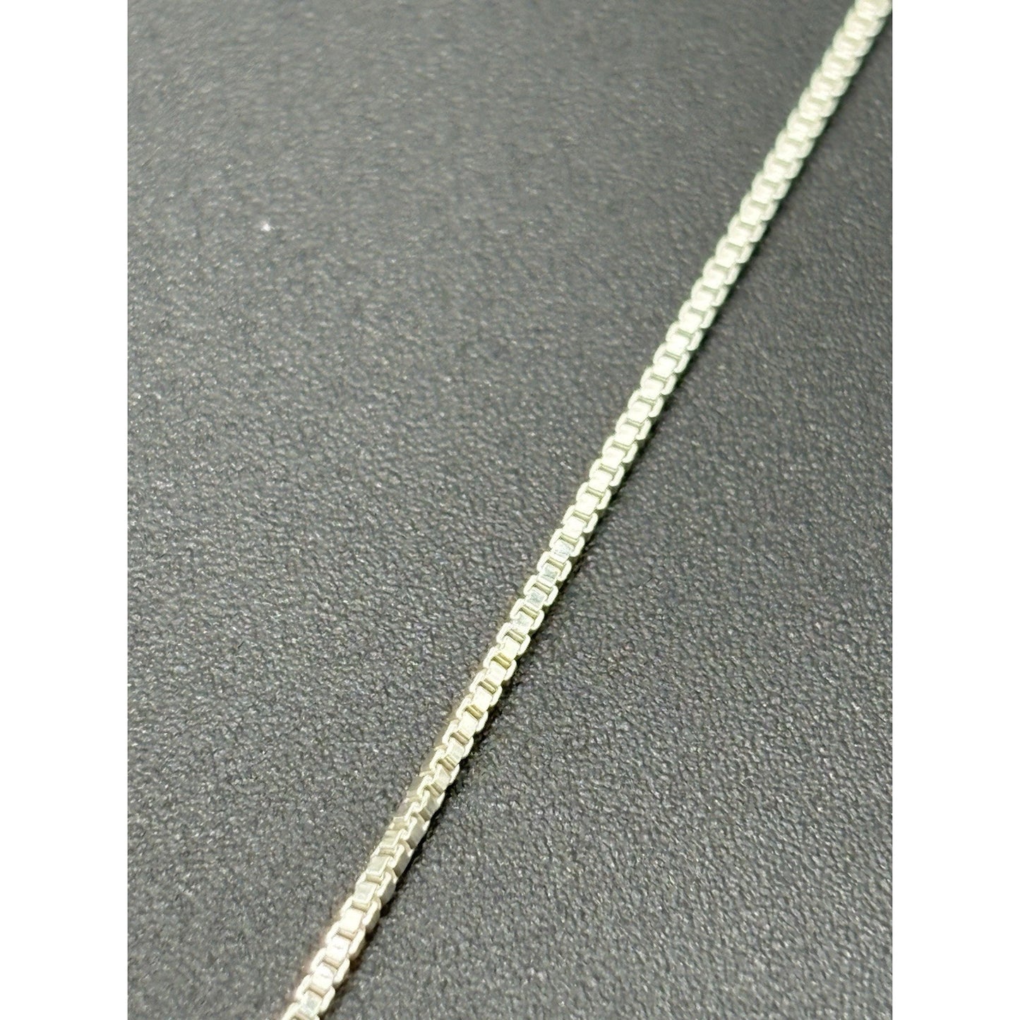 New Condition 20" Sterling Silver Skull Anchor Pendant Necklace