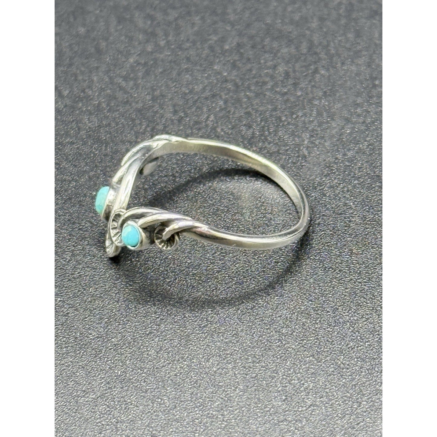 New Condition Sterling Silver Mushrooms Genuine Turquoise Ring Size 7.00 925
