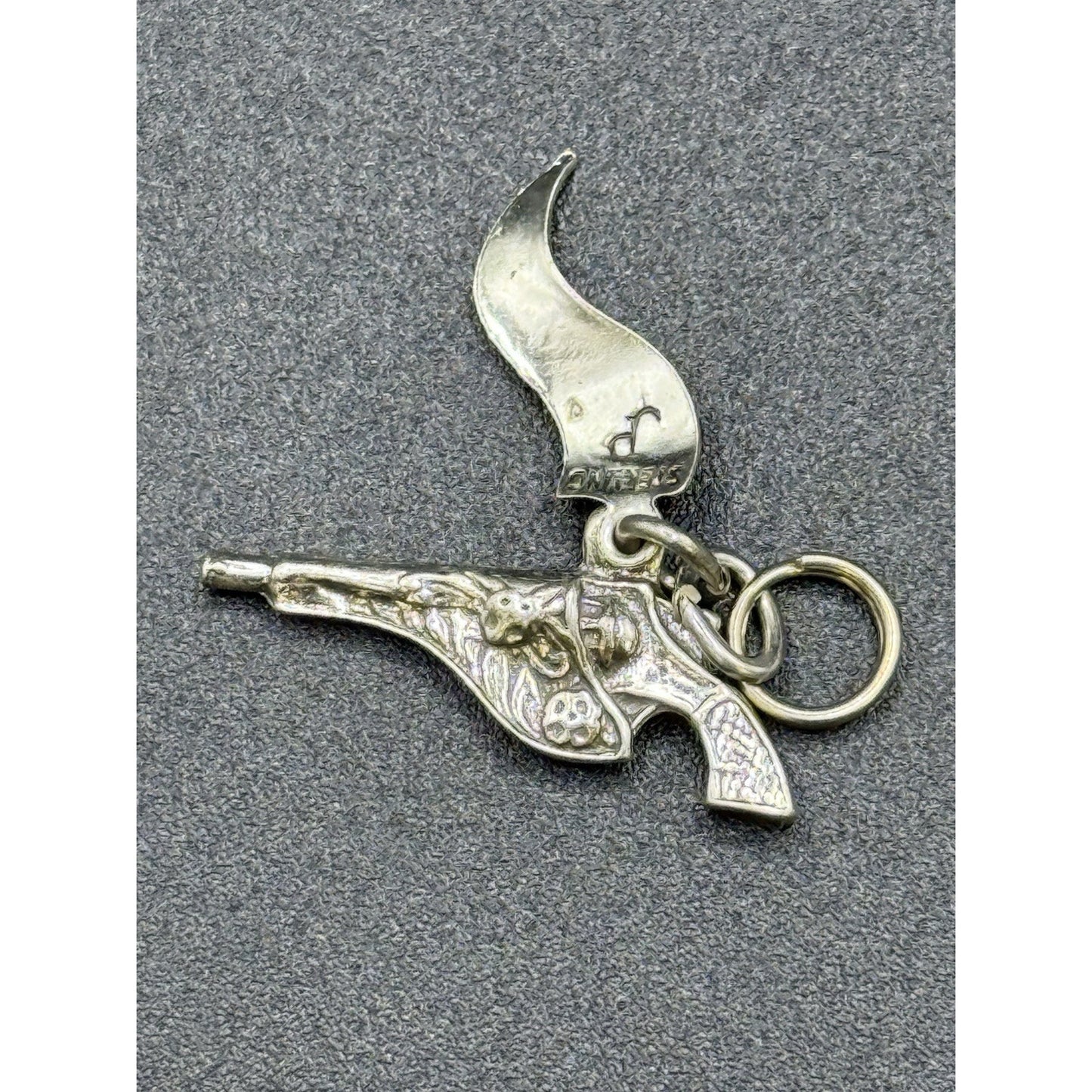 Vintage Sterling Silver Texas Pistol Revolver Charm 925 P3