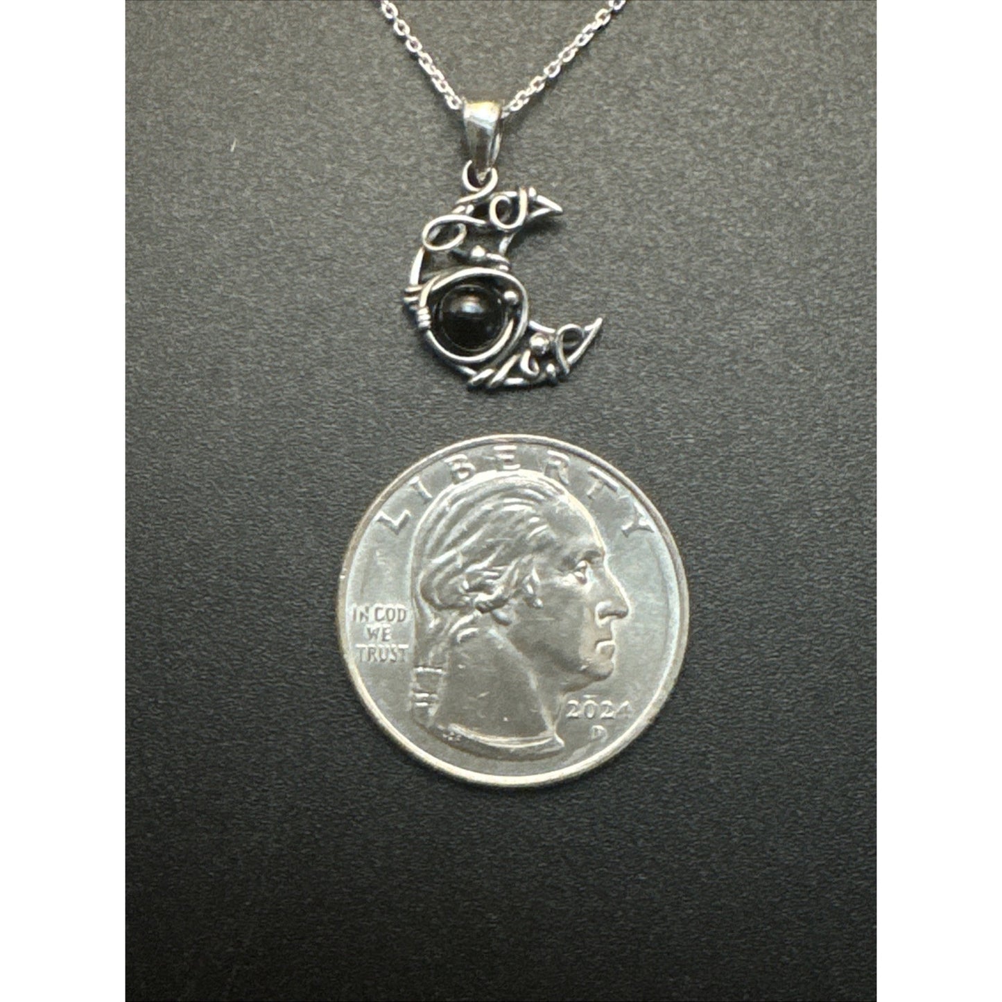 18” New Condition Sterling Silver Onyx Crescent Moon Pendant Necklace