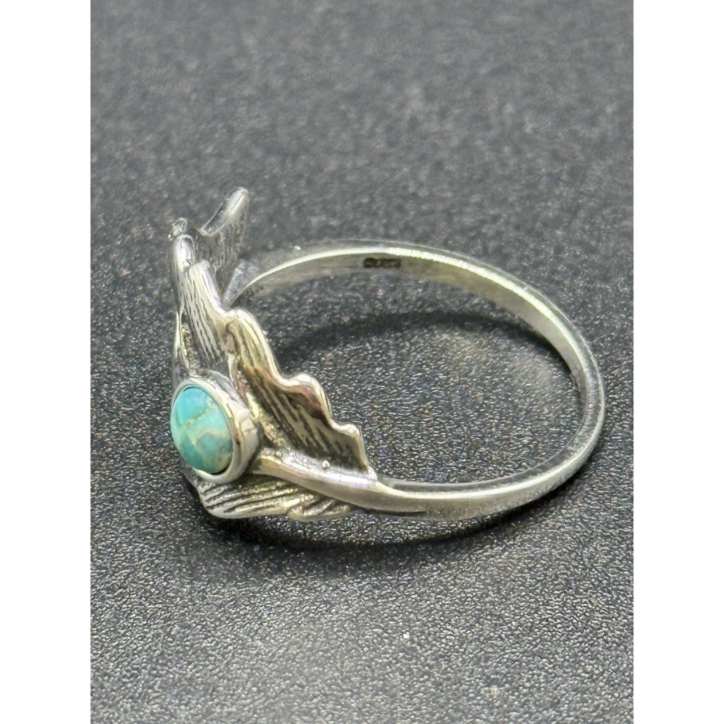New Condition Sterling Silver Genuine Turquoise Ring Size 7.00