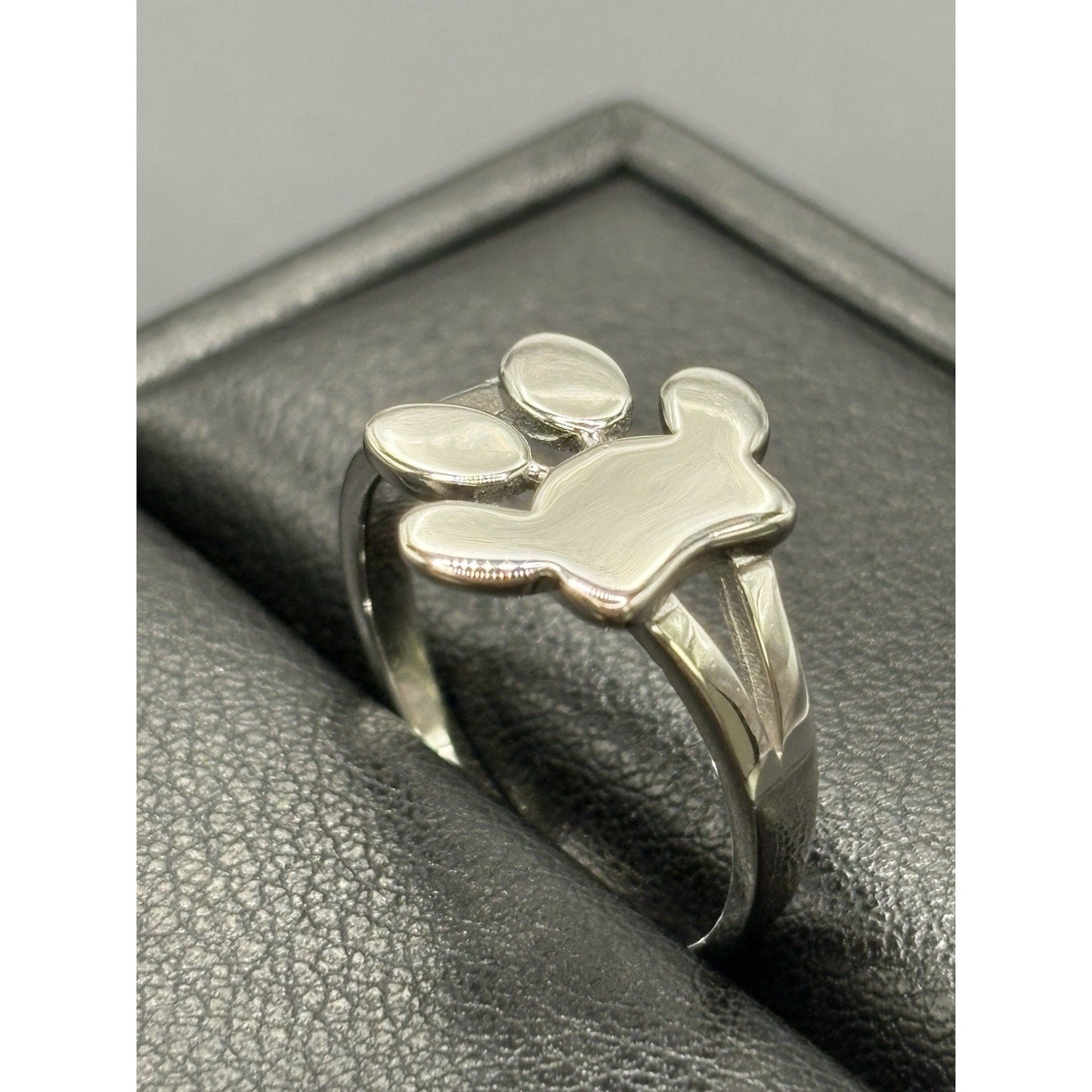 New Condition Sterling Silver Paw Print Ring Size 9 Adjustable