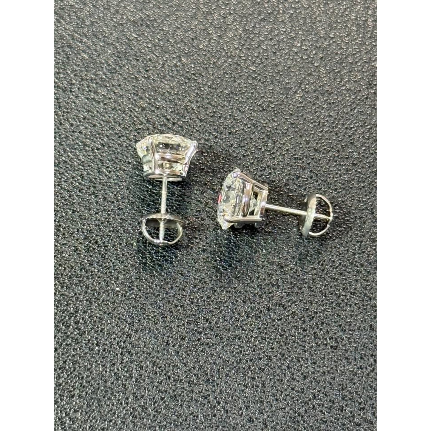 14k White Gold 5.00 Carat Total Weight E Color Vs1 Clarity IGI Lab Grown Diamonds