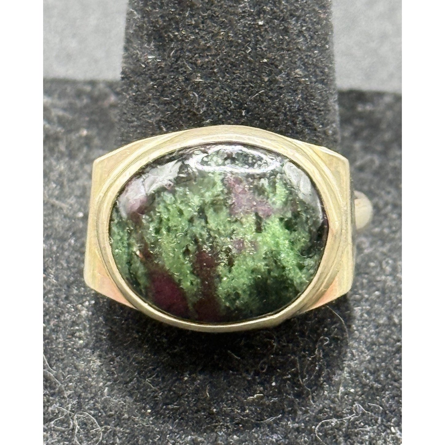 Vintage Sterling Silver Ruby Zoisite Ring Size 8.25 Q16