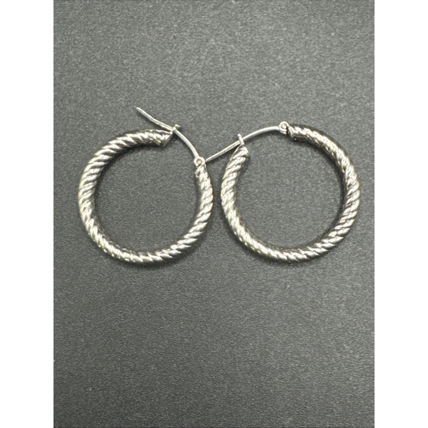 Sterling Silver 22mm Textured Hoop Earrings 925 T22