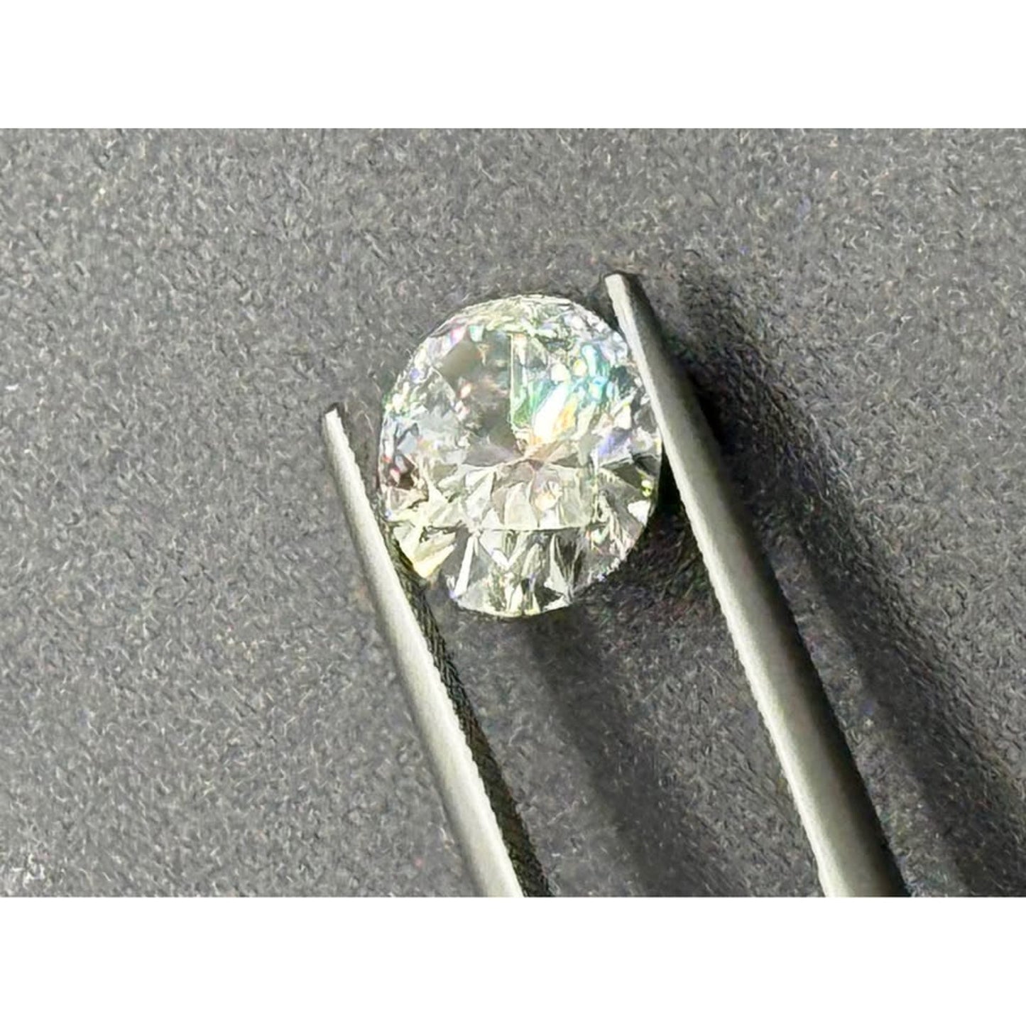 Loose 3.03 Carat Lab Grown Oval Brilliant Diamond E Color VS1 Clarity IGI
