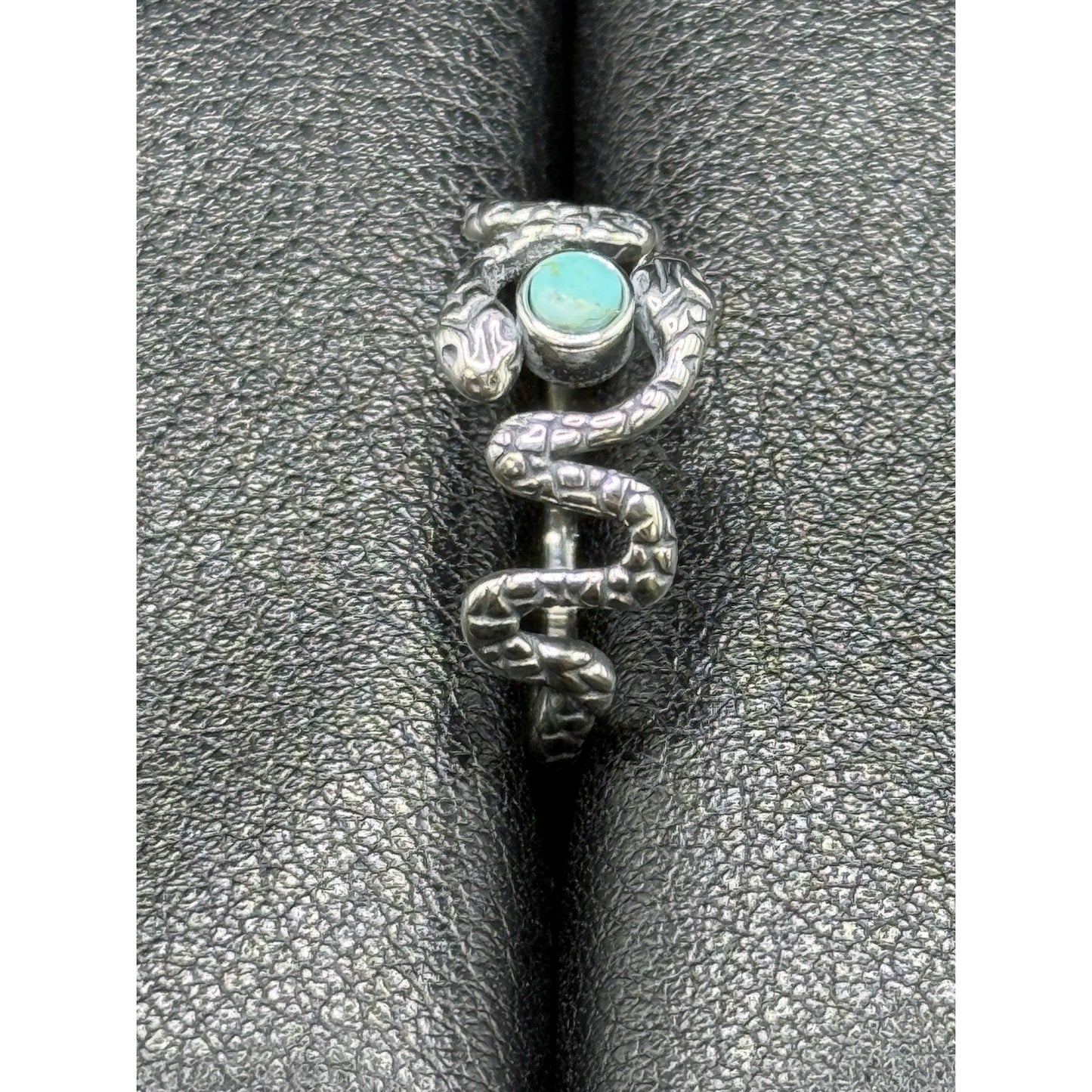 New Condition Sterling Silver Snake Genuine Turquoise Ring Size 6.75