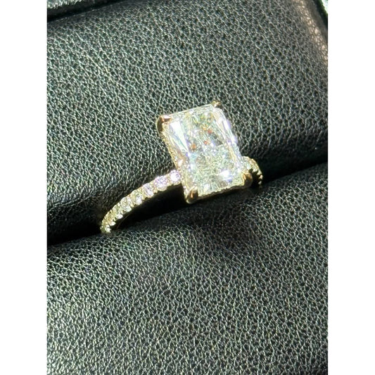 New 14k Yellow Gold 3.07 Carat Radiant Cut Lab Grown  Diamond E Color VVS2 Clarity IGi