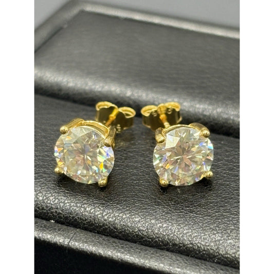 New Condition Sterling Silver 4 Carat Total Moissanite Stud Earrings GRA W29