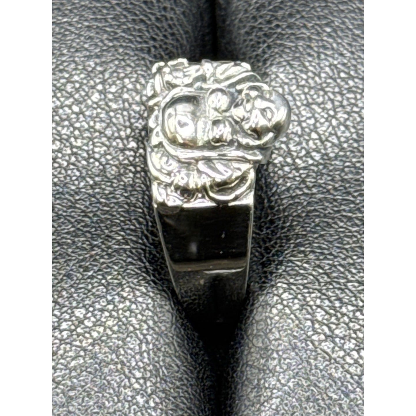 New Condition Sterling Silver Happy Buddha Ring Size 10.00 Gents
