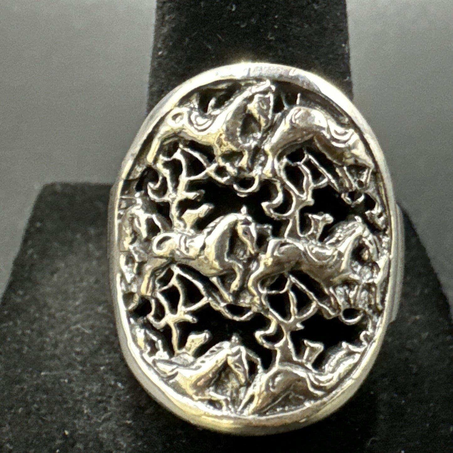 New Condition Sterling Silver Galloping Horses Ring 925 Size 11