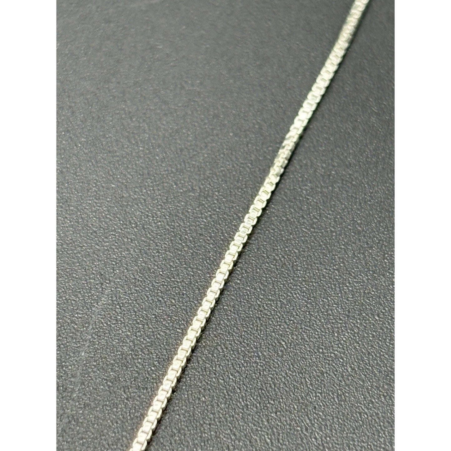 New Condition 20" Sterling Silver Skull Anchor Pendant Necklace