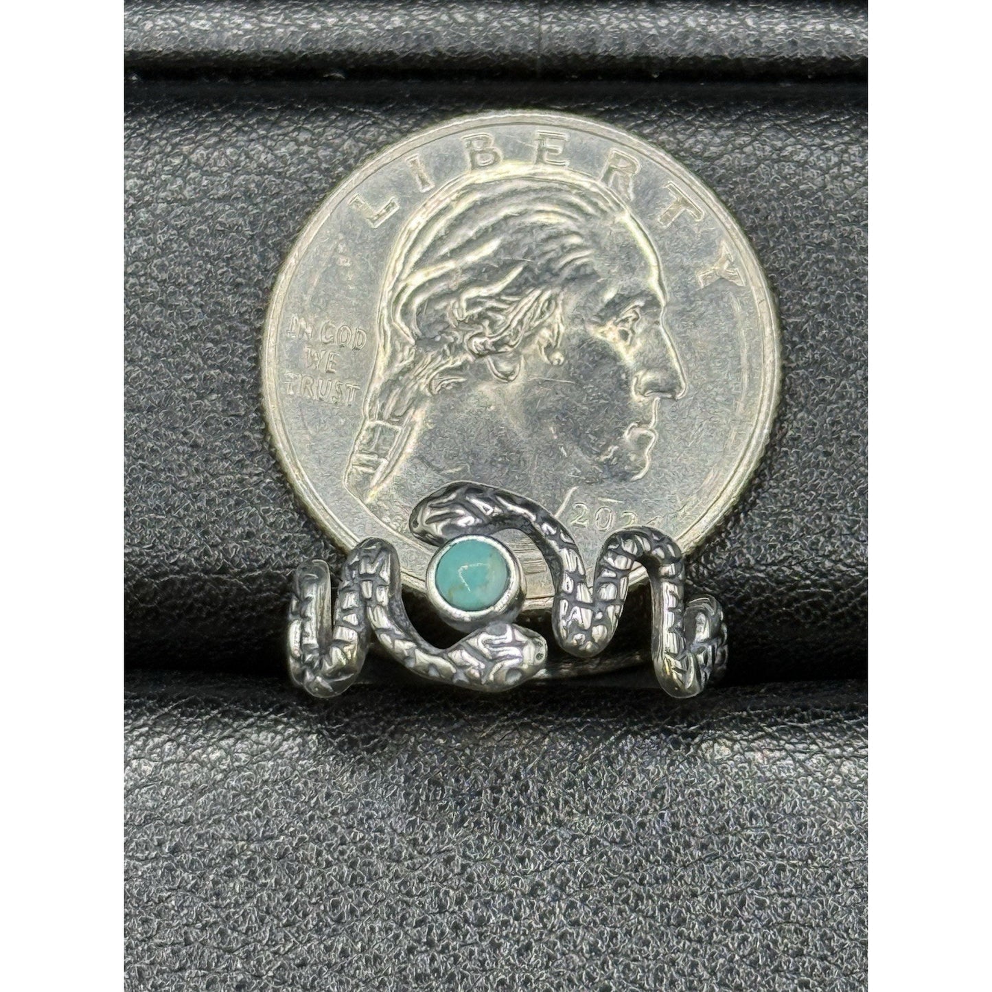 New Condition Sterling Silver Snake Genuine Turquoise Ring Size 6.75