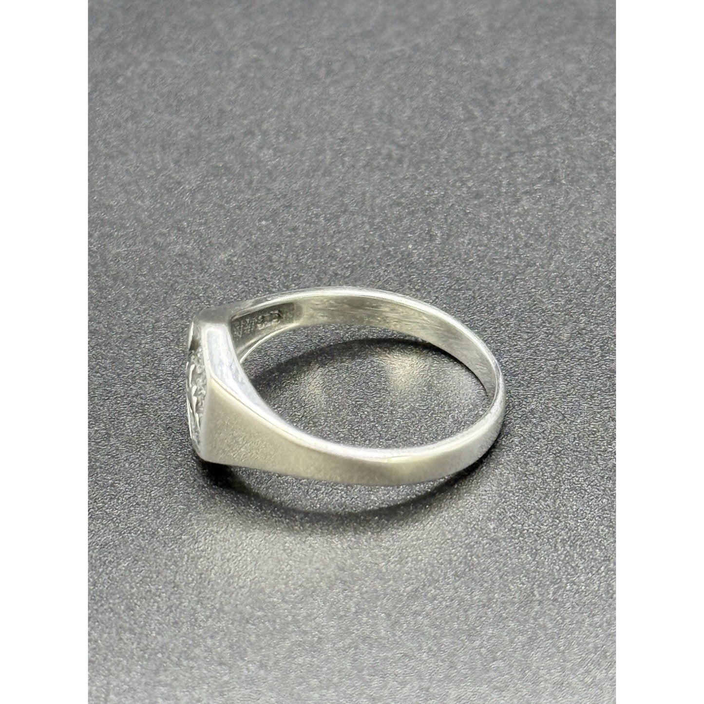 New Condition Sterling Silver Mountains Moon Ring Size 9.75