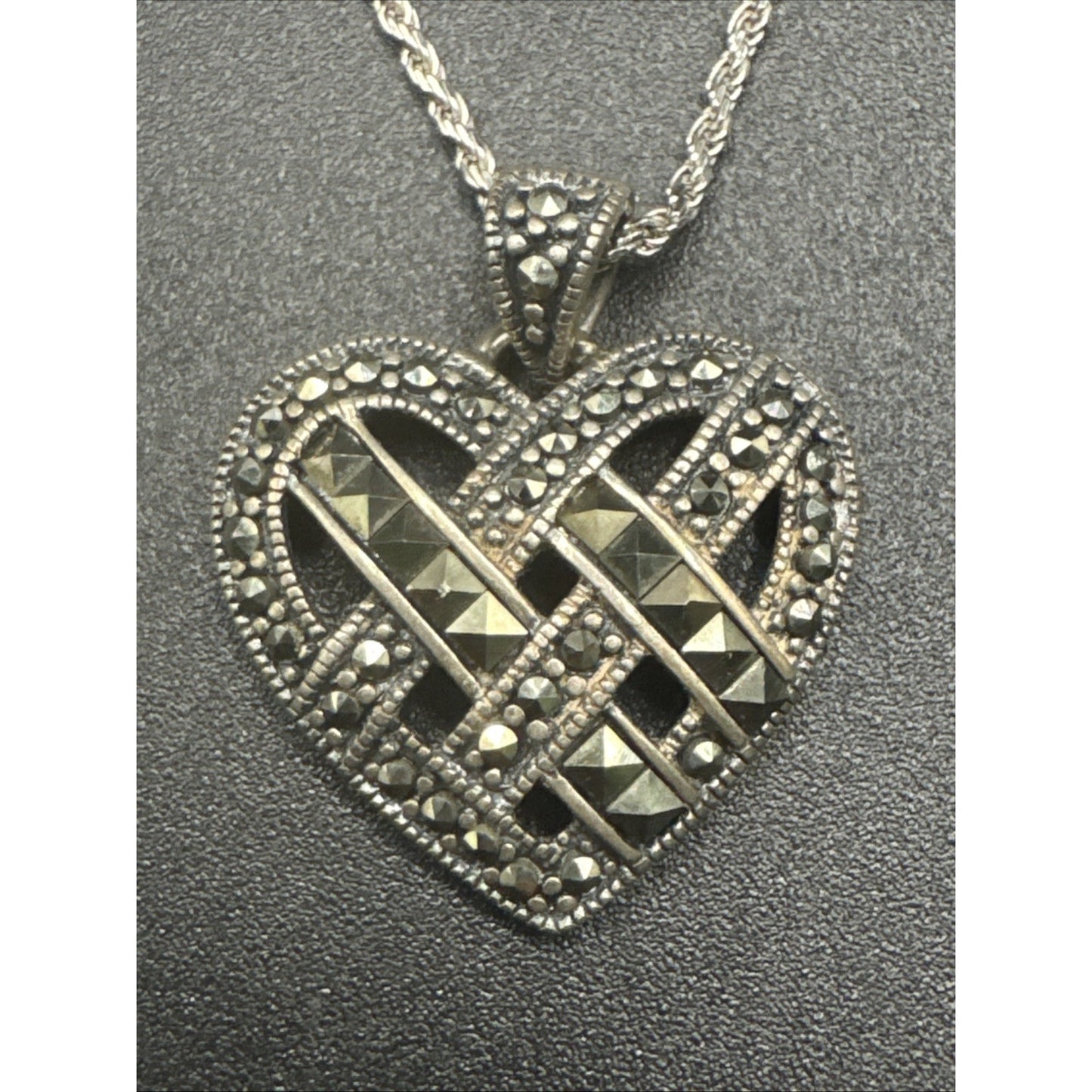 18” Ross Simmons Sterling Silver Marcasite Lattice Heart Pendant Necklace 925 R9